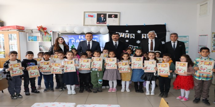 Kahta’da 37 bin öğrenci karne heyecanı yaşadı